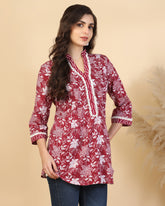 Women Floral Print Pure Cotton Straight Top