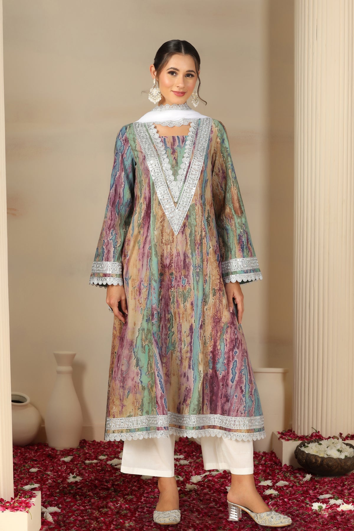Women Ethnic Motifs Printed Cotton Kurta with Trousers & Dupatta