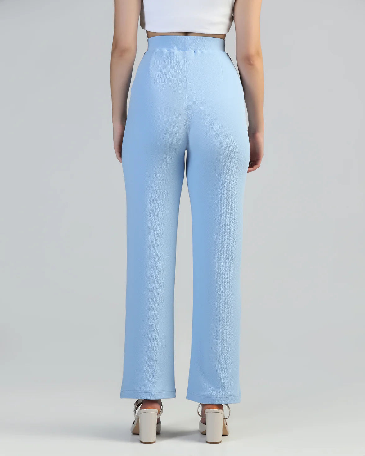 Women Straight Fit Pleated Cargo Pants
