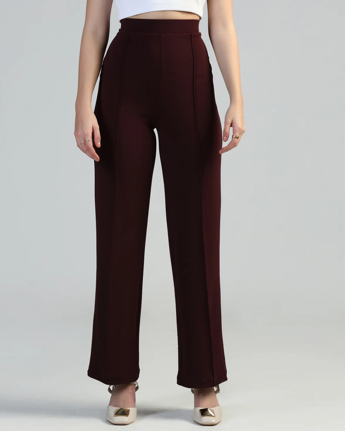 Women Straight Fit Pleated Cargo Pants