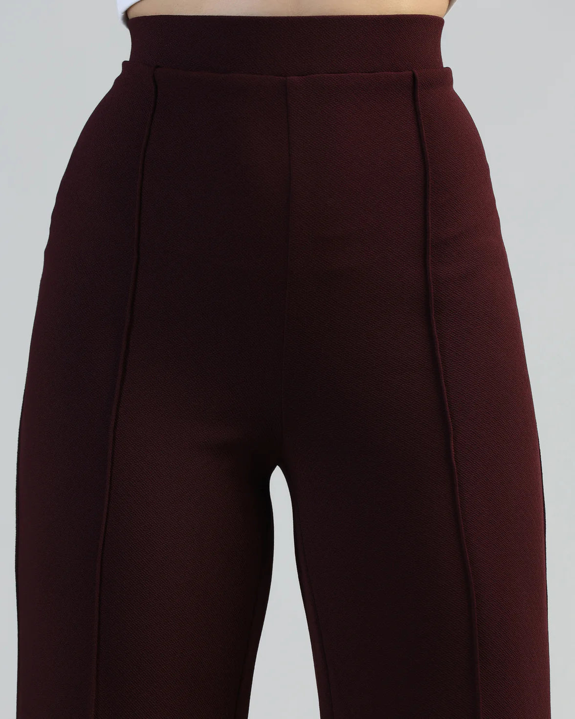 Women Straight Fit Pleated Cargo Pants