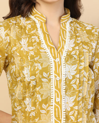 Women Floral Print Pure Cotton Straight Top