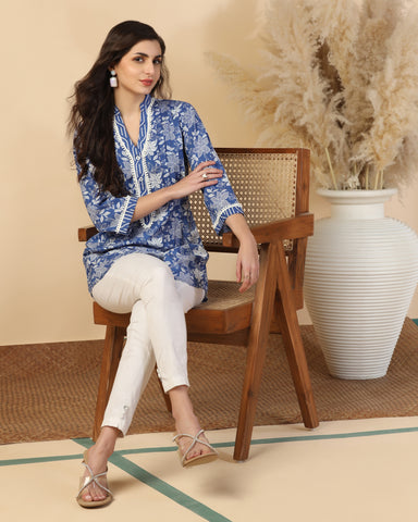 Women Floral Print Pure Cotton Straight Top