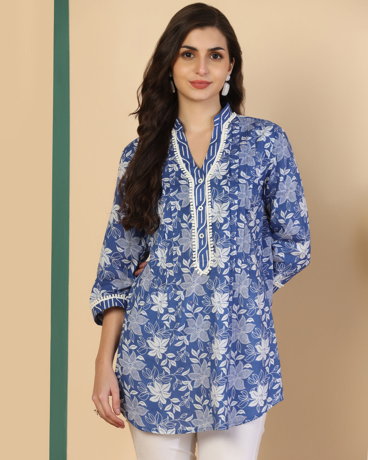 Women Floral Print Pure Cotton Straight Top
