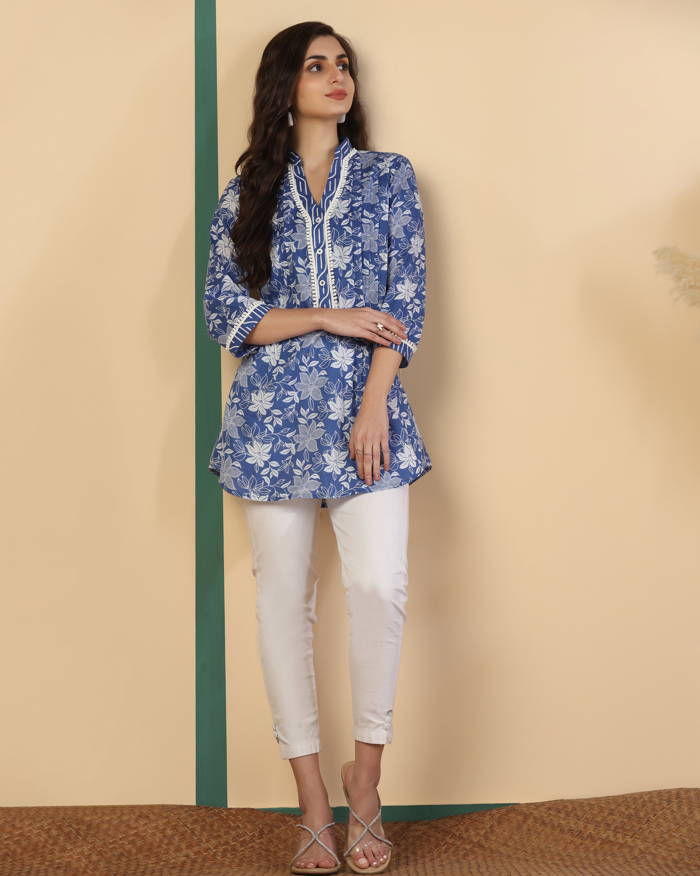 Women Floral Print Pure Cotton Straight Top